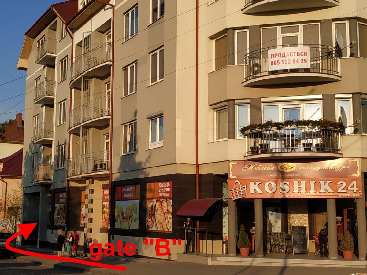 Lux Apartment Mukacheve Exterior foto