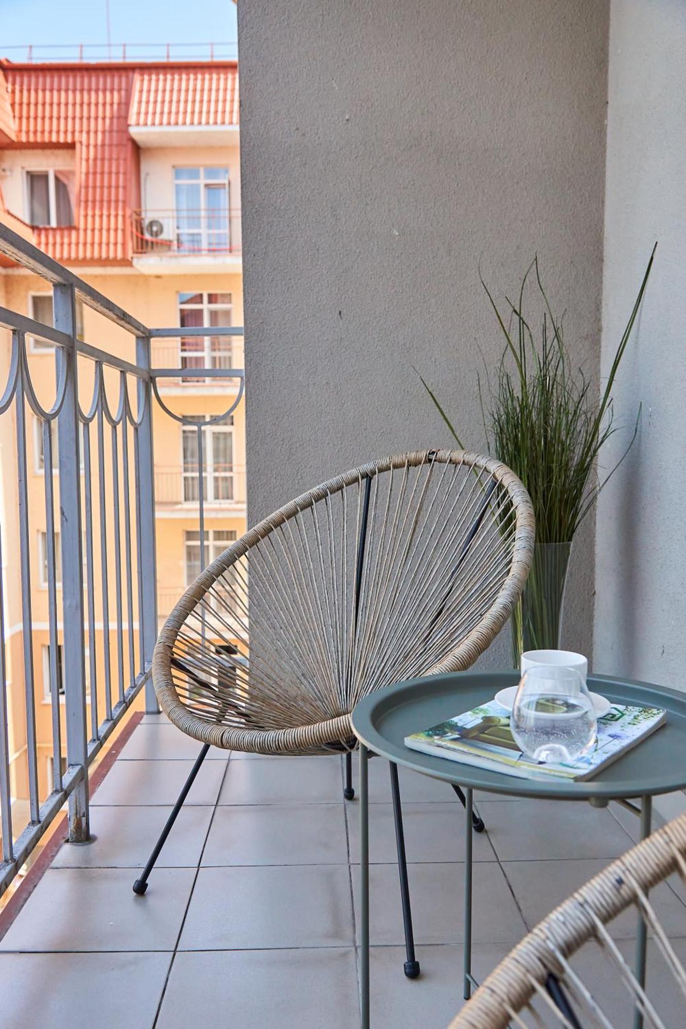 Lux Apartment Mukacheve Exterior foto